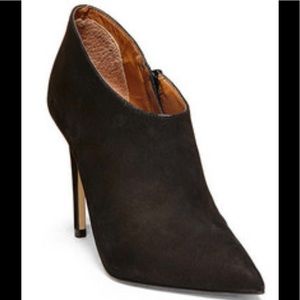 Steve Madden size 8 1/2 eviee bootie EUC
